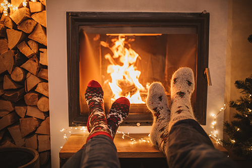 8 Pro Tips for Reducing Heat Loss and Keeping Warm All Winter